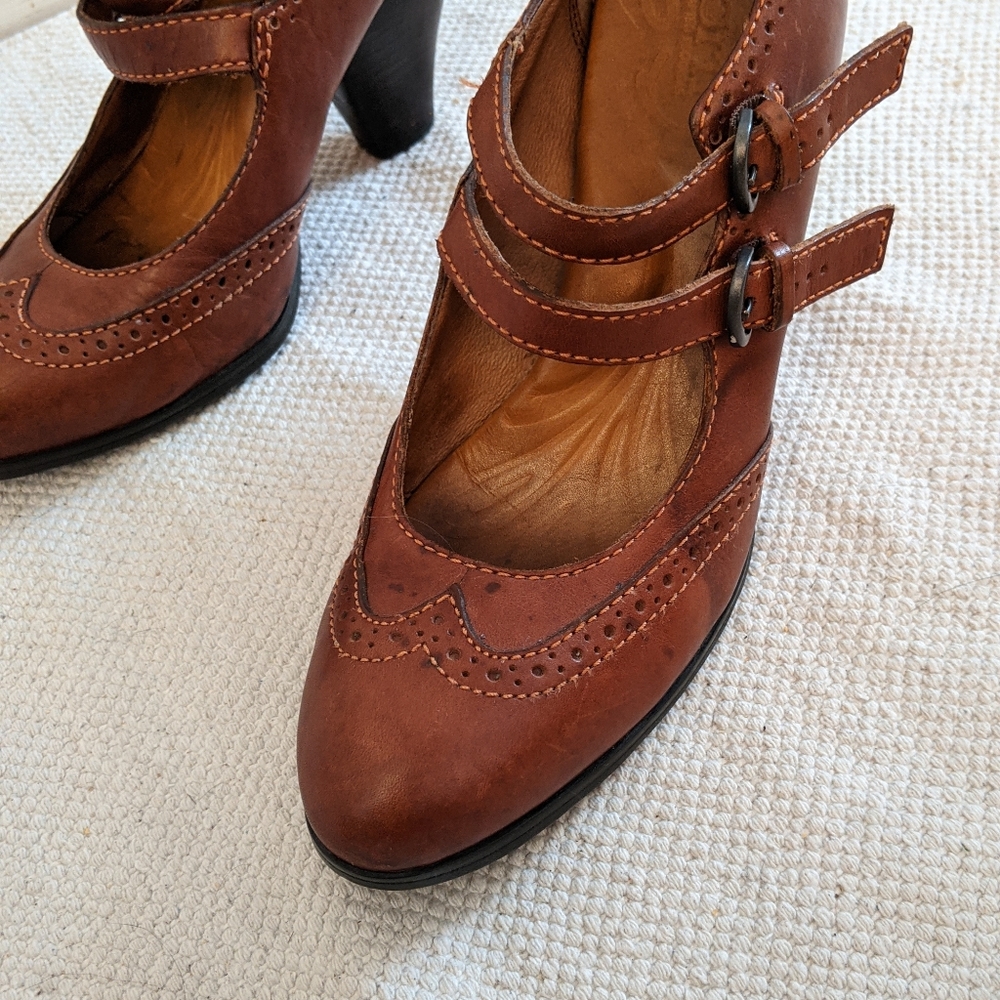 Born leather heals - Picture 9 of 11